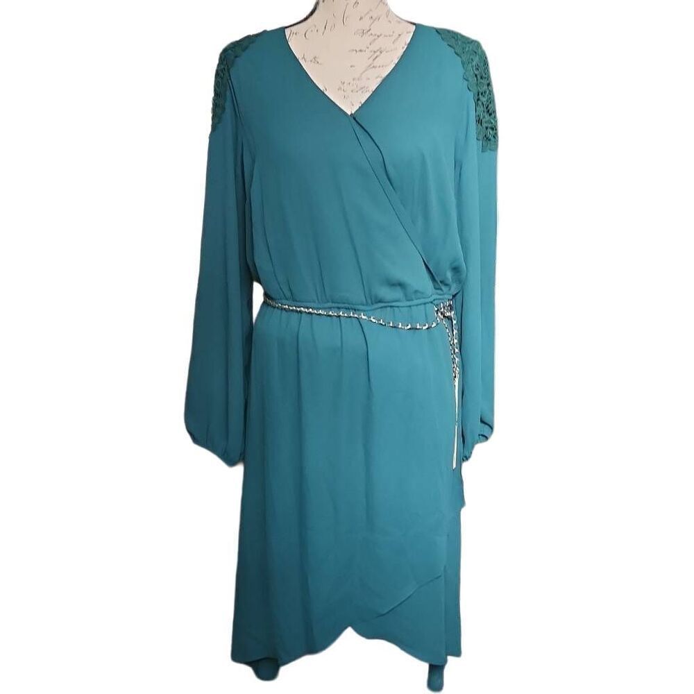 Thalia Sodi Ladies Size Large Hunter Green Long Sleeve Belted Wrap Dress